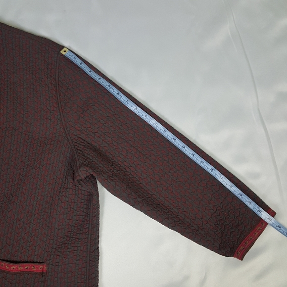 Norm Thompson quilted reversible jacket - Picture 6 of 8